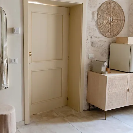 Aurluna Luxury 4* Барі