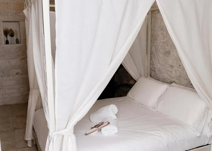 Aurluna Luxury 4* Bari