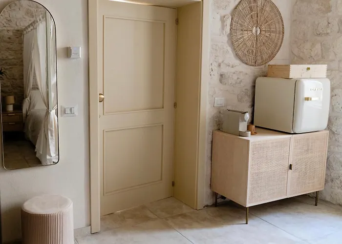 Aurluna Luxury 3* Барі